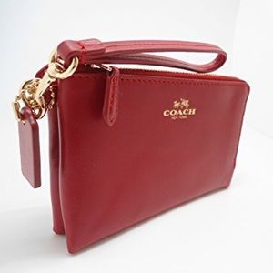 🌹Coach Red Zipper Wristlet!❤️